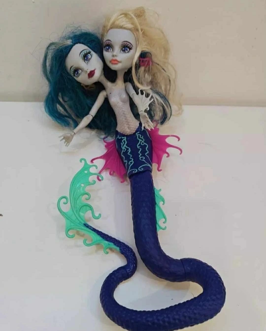 Monster High Doll Peri & Pearl Serpentine Doll Great Scarrier Reef 2014 Mattel