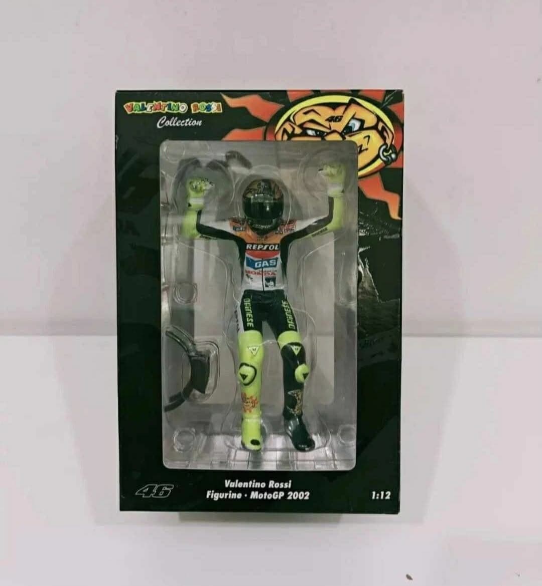 Minichamps 1:12 Scale Valentino Rossi 2002 World Champion Motogp 2002 Figure