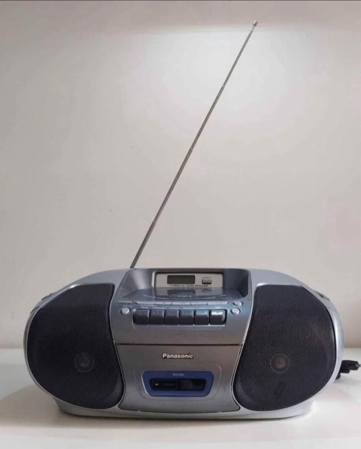Panasonic RX-D29 Boombox Radio & Cassette Player (Working)