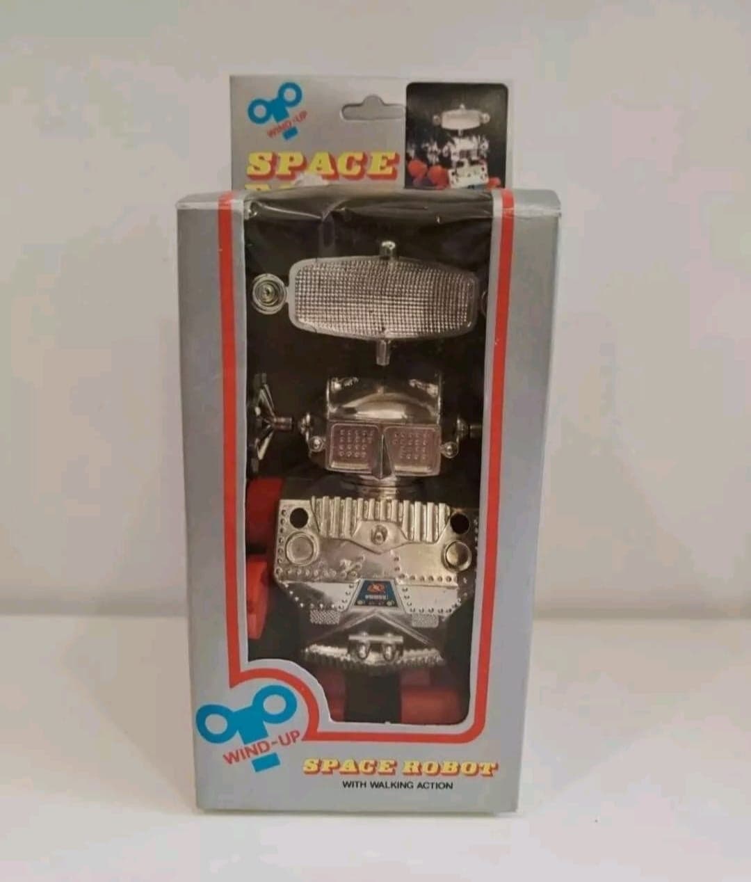 Vintage Wind Up Space Robot with Walking Action 8" Plastic Figure No. 902