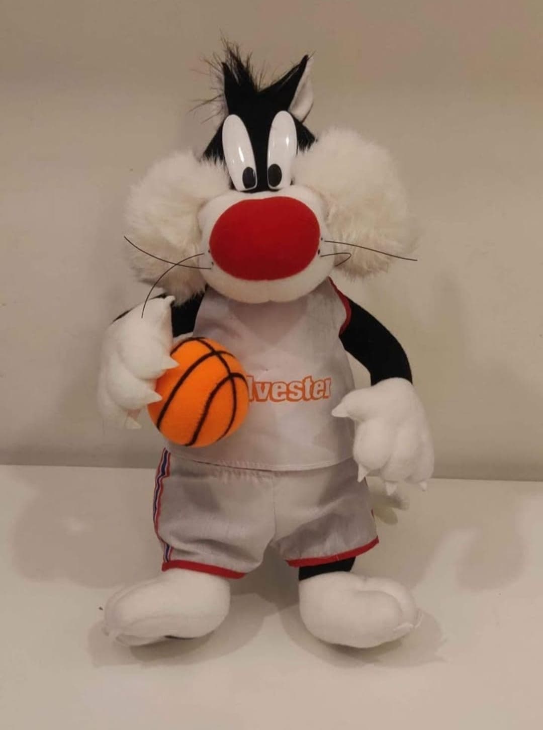 1999 Looney Tunes Sylvester the Cat Basketball 14" Plush Toy