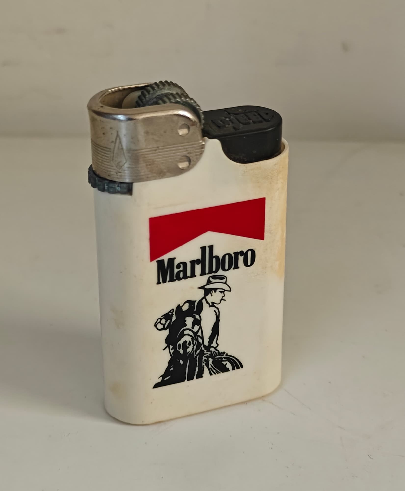 Vintage Marlboro Man Cowboy Lighter Djeep France - White/Red - For Collection