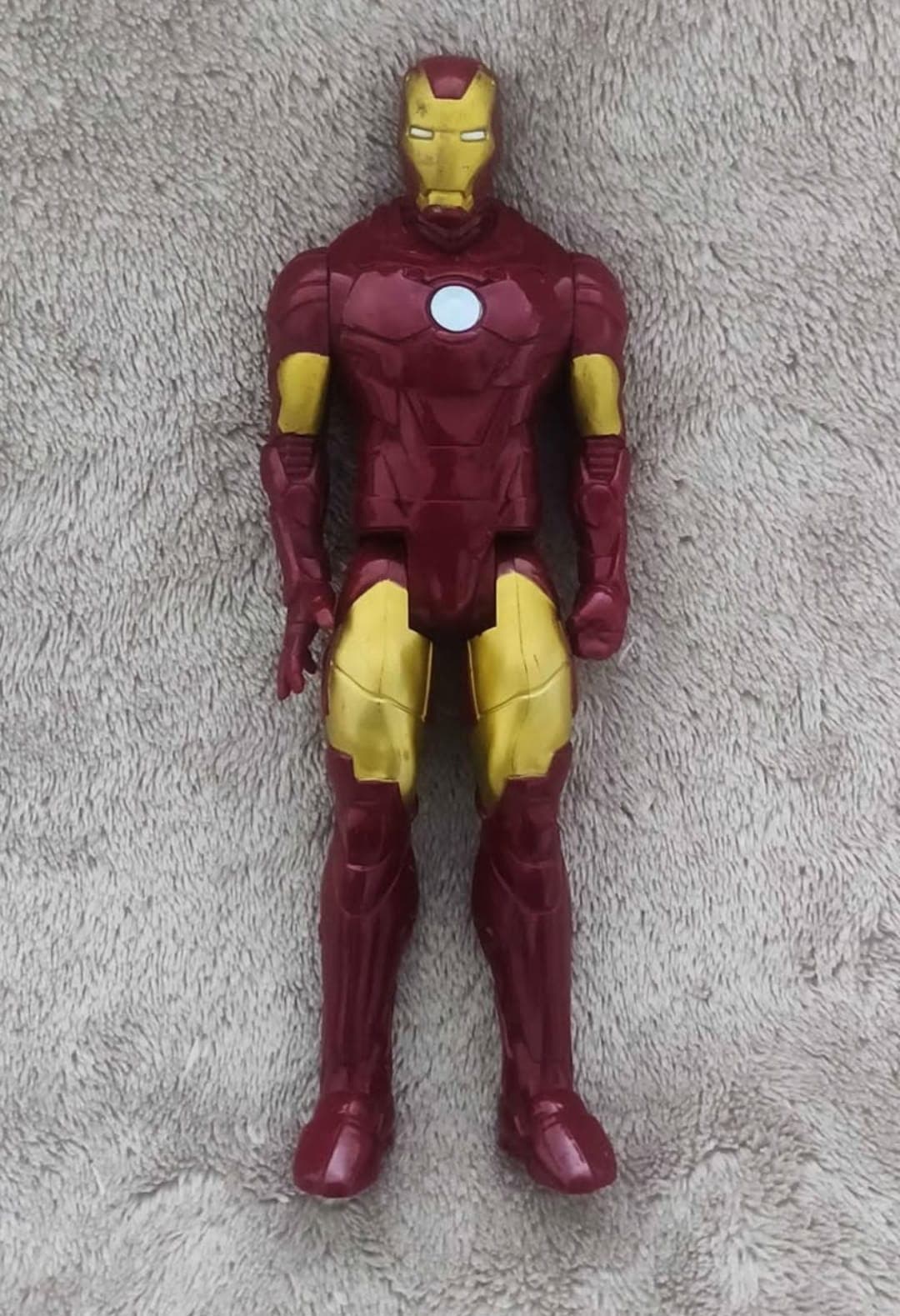 2013 Hasbro Marvel Avengers Titan Hero Series Iron Man