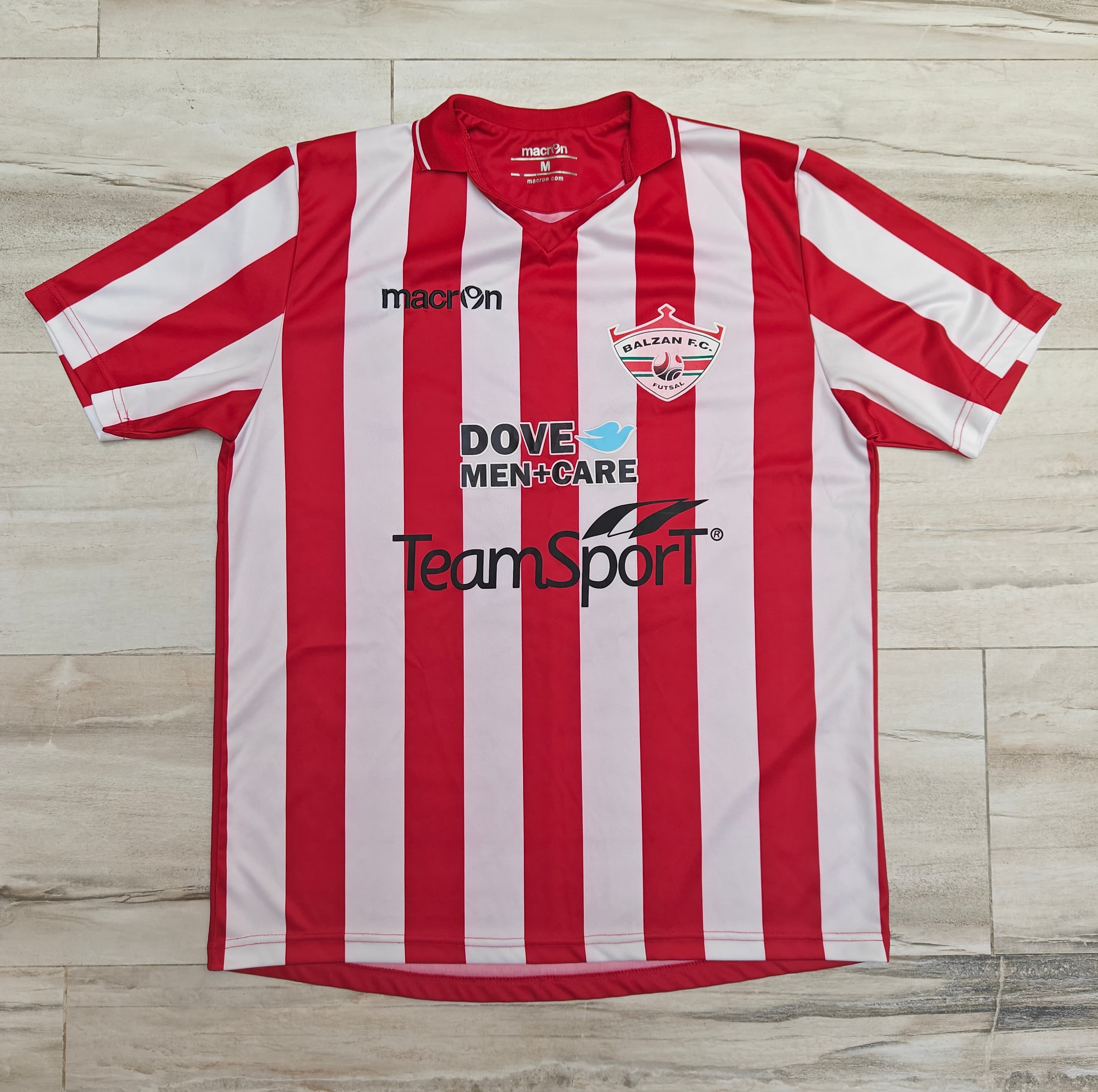 Macron Balzan FC Futsal Jersey Malta Home Kit Red White Striped Men’s Size Medium