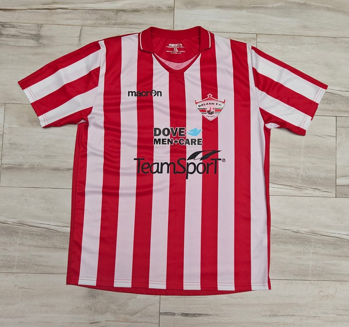 Macron Balzan FC Futsal Jersey Malta Home Kit Red White Striped Men’s Size XL #4
