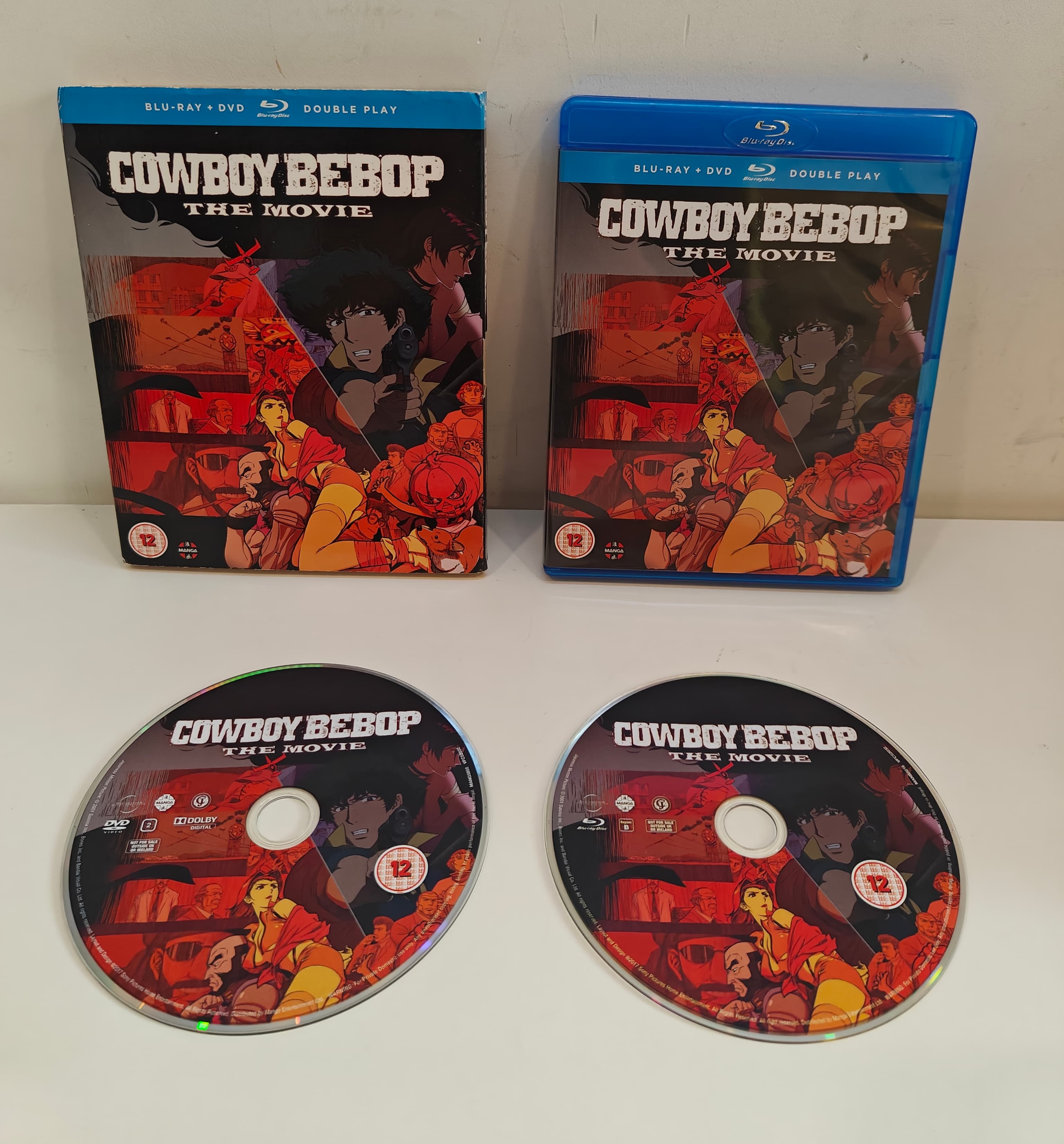 Cowboy Bebop The Movie Bluray DVD Manga 2 Disc with Sleeve Region 2