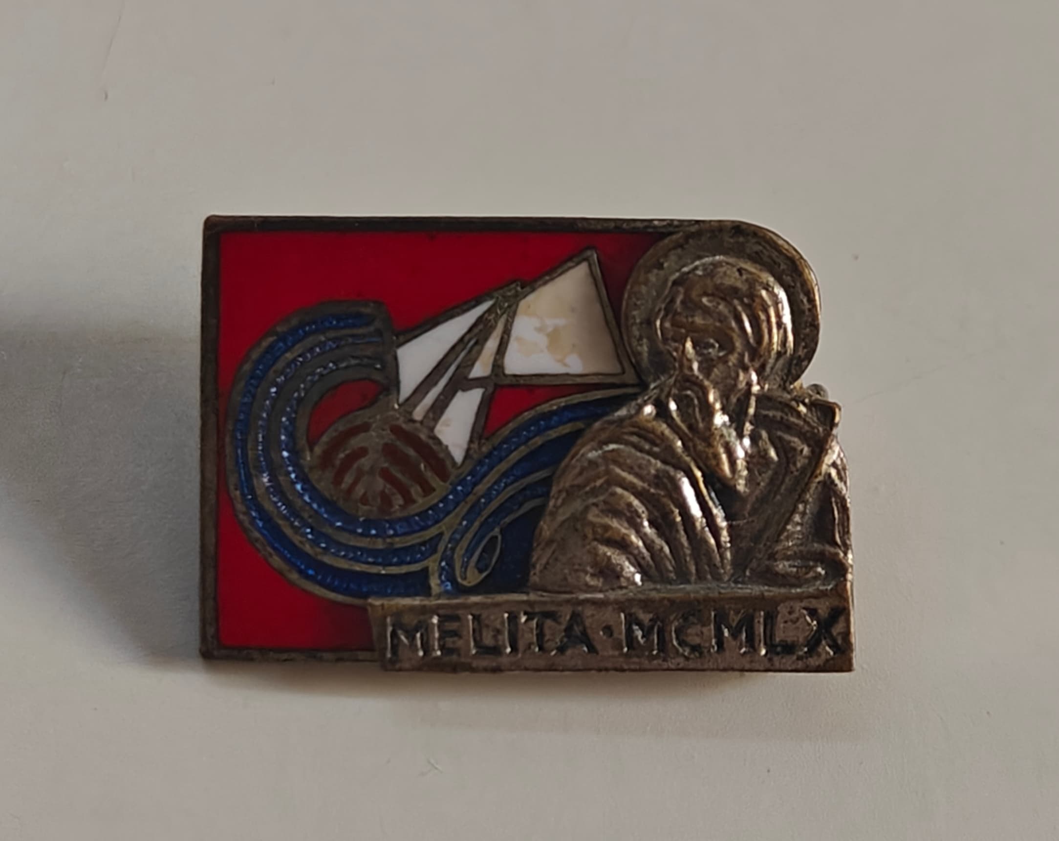 Vintage 1960 Malta St Paul Shipwreck Commemorative Enamel Pin (MELITA MCMLX)