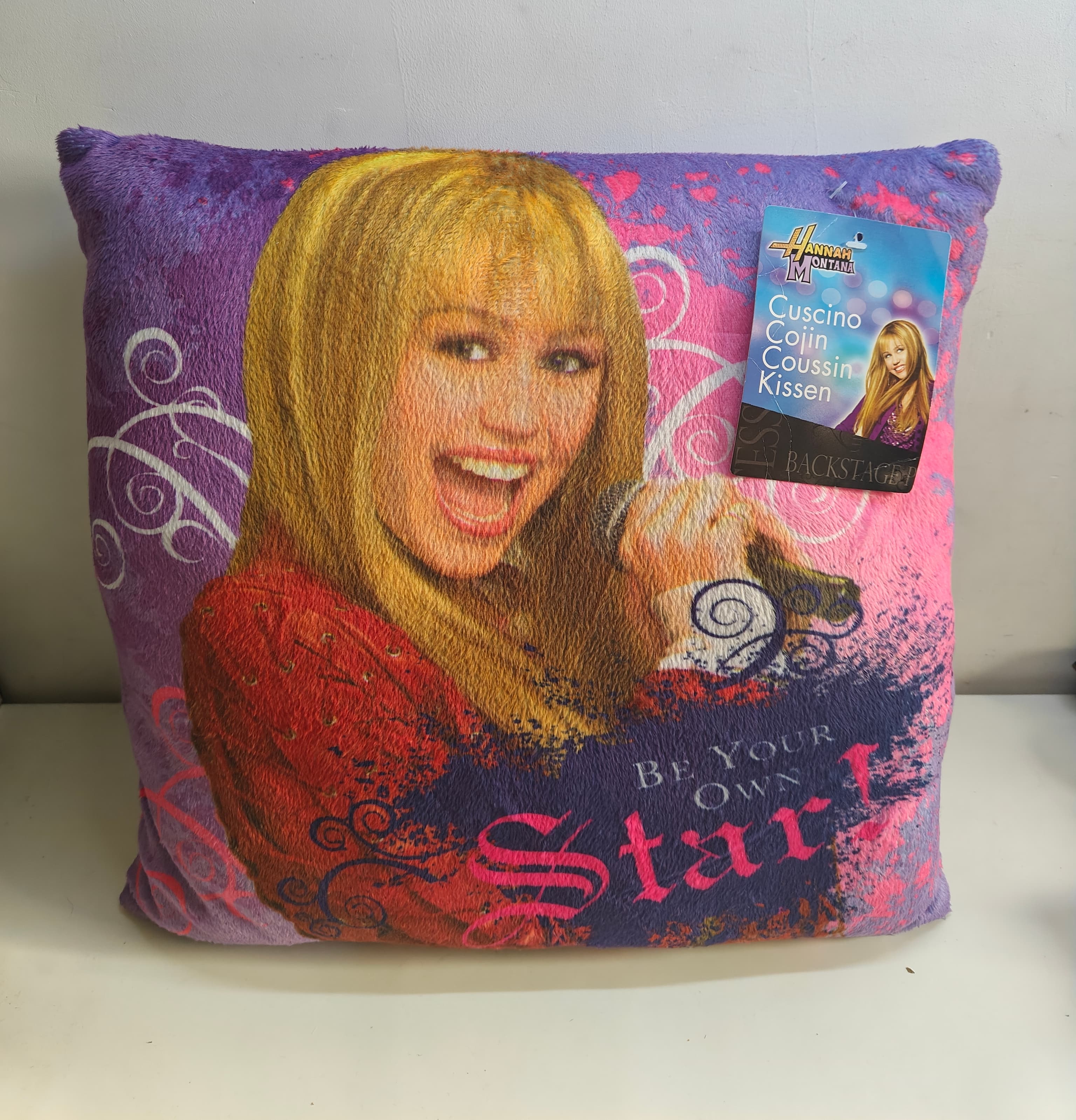 2008 Disney Hannah Montana Be Your Own Star Plush Pillow Miley Cyrus New with Tags