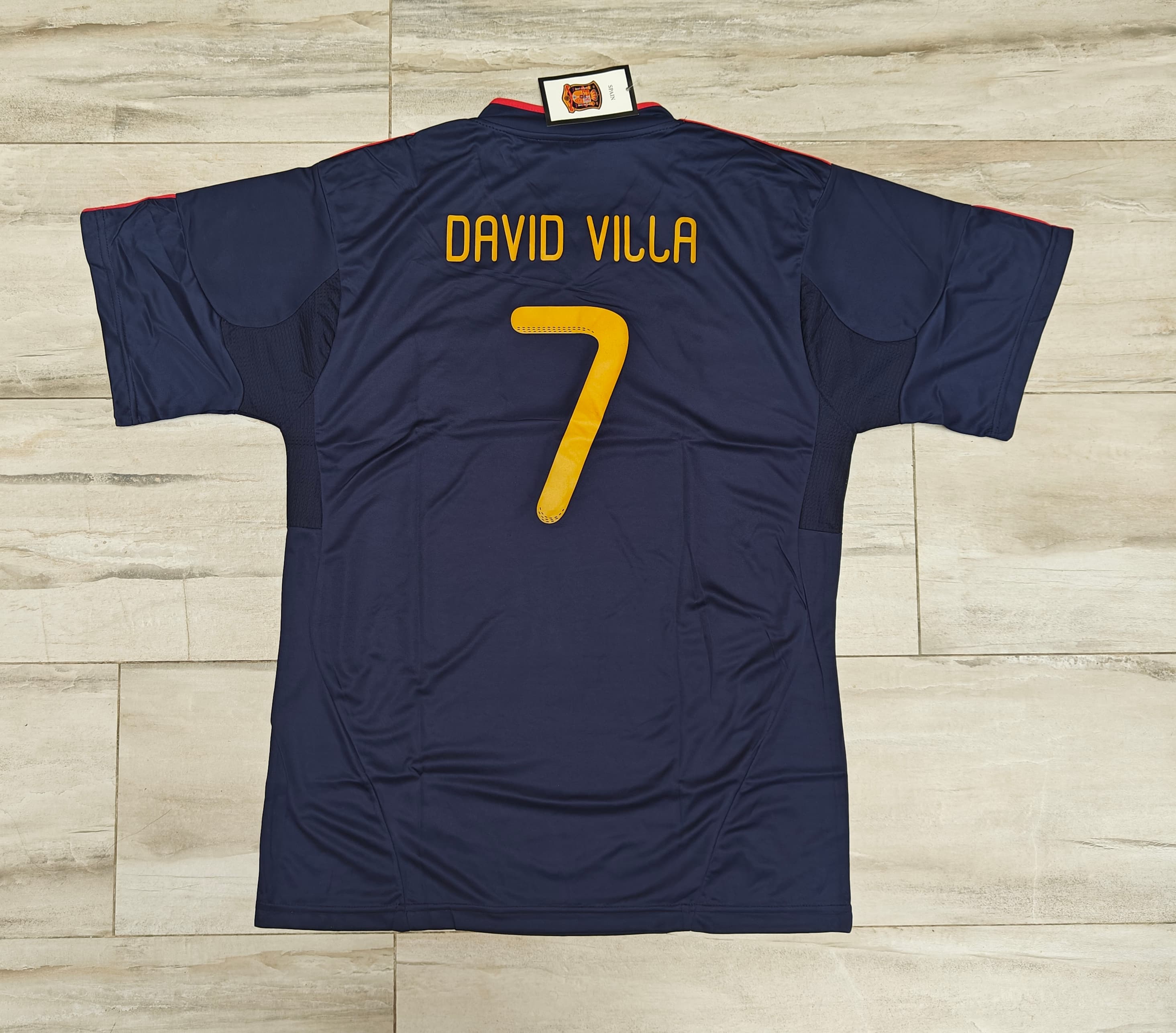 2010/11 Spain David Villa #7 Retro Jersey - Size XL - New with Tags