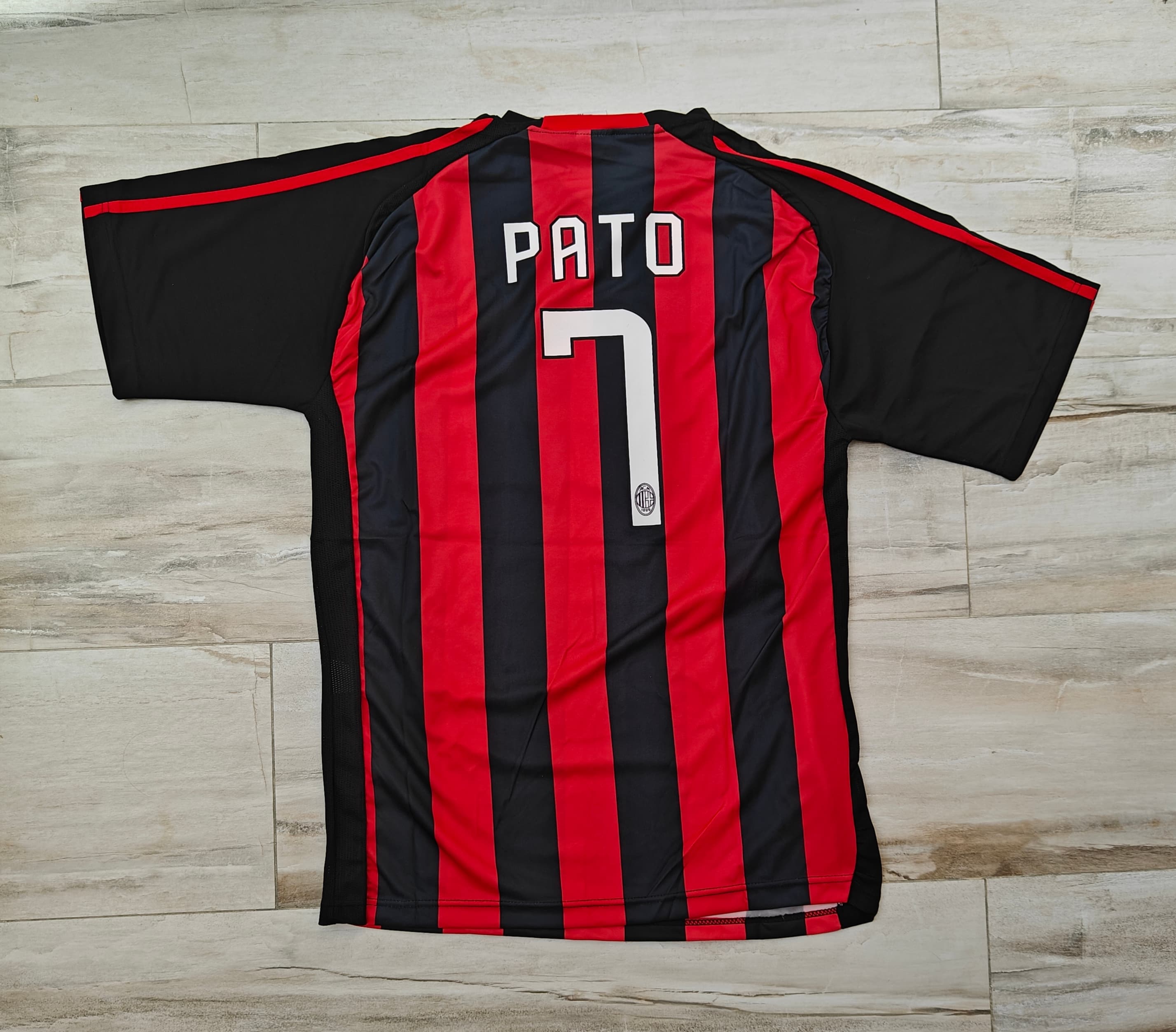 AC Milan Alexandre Pato #7 Retro Jersey Football Shirt - Size XL