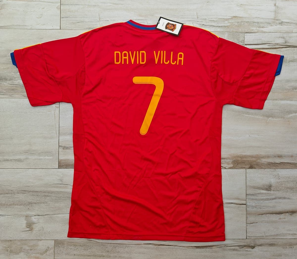 Spain Home Kit 2010 David Villa #7 Retro Jersey Football Shirt - Size XL New with Tags