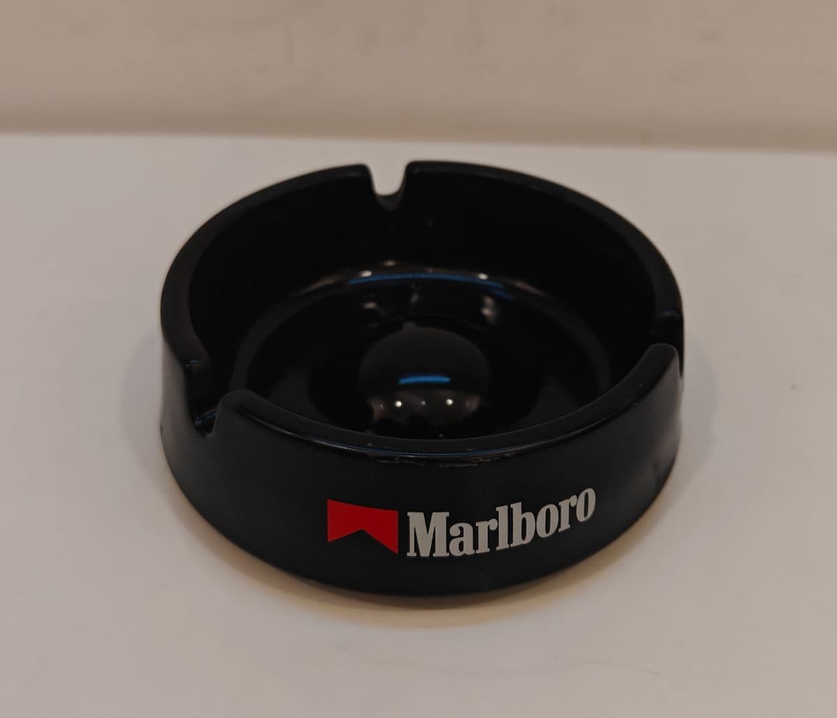 Vintage Marlboro Round Black Smoker Ashtray 4-Slot - Bar Advertising Collectible