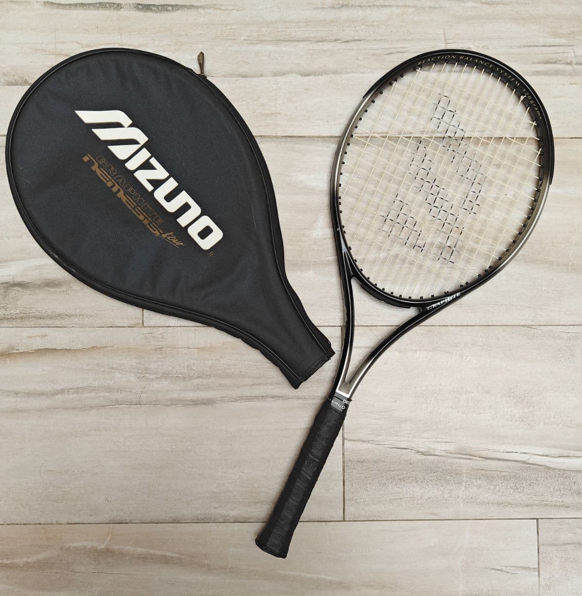 Mizuno Graphite Nemesis Tour Midplus Tennis Racket with Cover 27 inch 4 & 3/8