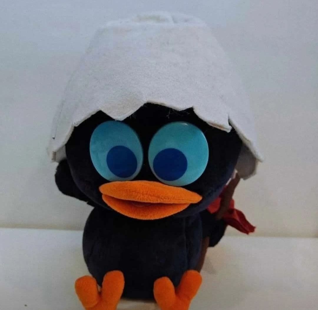 Vintage 1995 Giochi Preziosi Calimero 14 inch Plush Toy