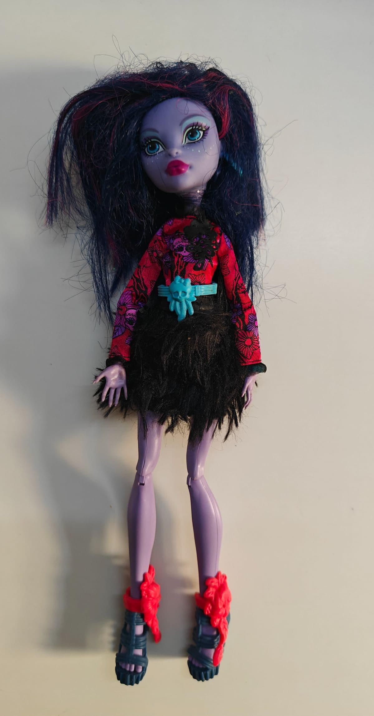 Monster High Jane Boolittle Gloom & Bloom Doll Red Leg Cuffs Dress Shoes Mattel
