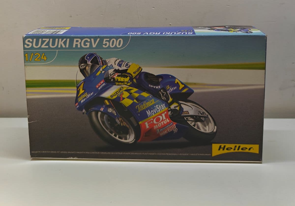 Heller 1/24 Suzuki RGV 500 Model Kit - Brand New/Sealed