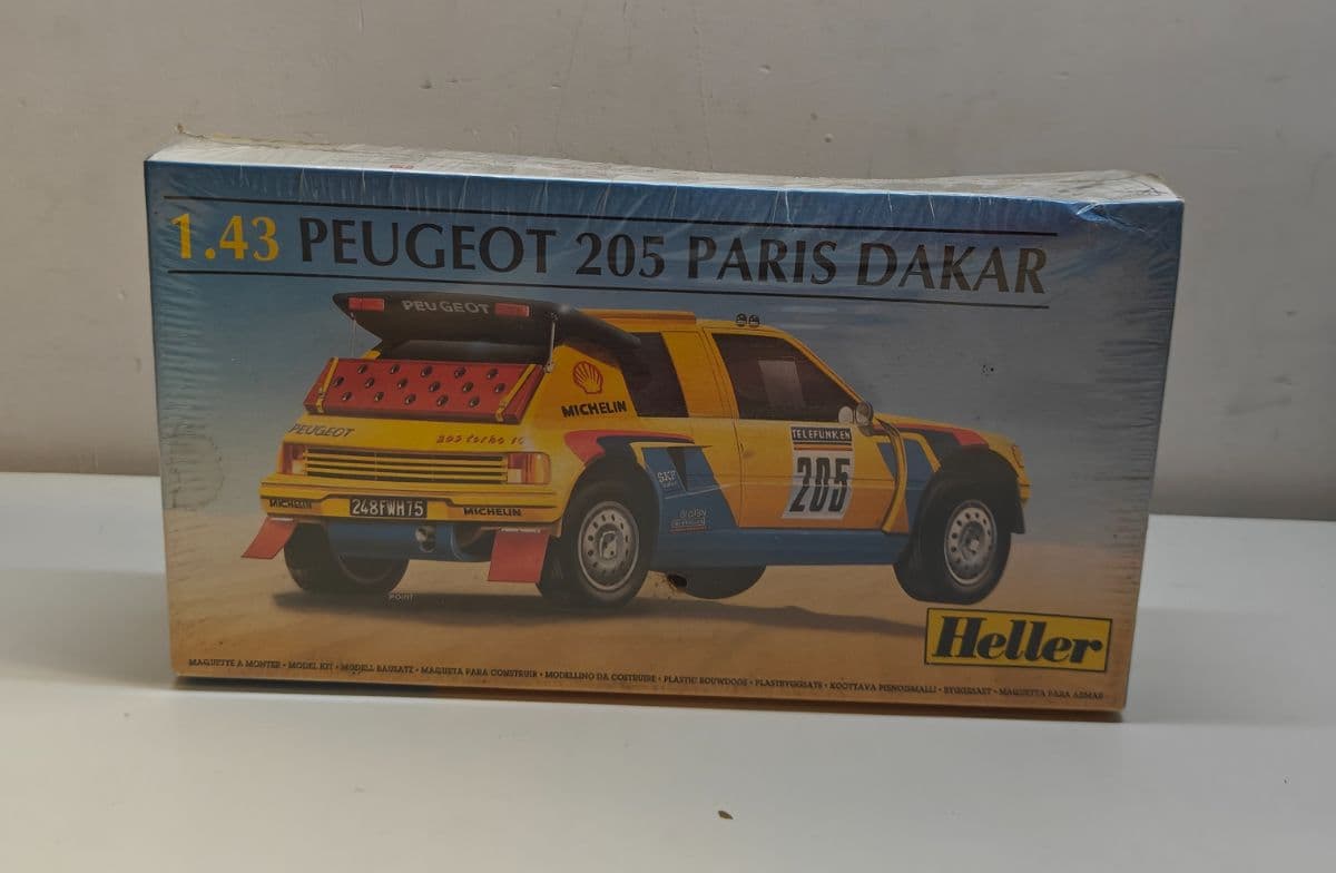Heller 1:43 Peugeot 205 Paris Dakar Plastic Model Kit Brand New Sealed