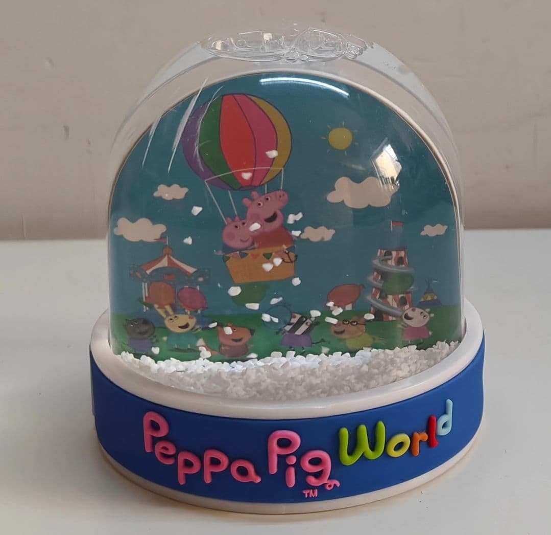 Official Peppa Pig World Photo Snow Globe Souvenir Paultons Park Picture Frame