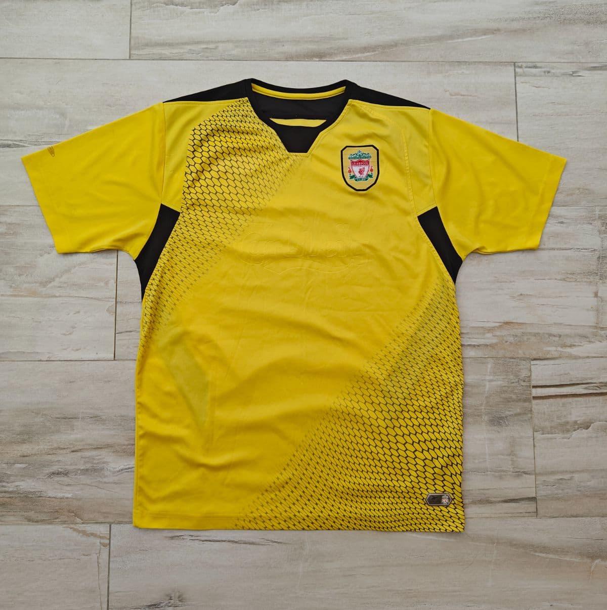 Vintage Liverpool Away Football Shirt 2004 2005 2006 Reebok Yellow Size Medium