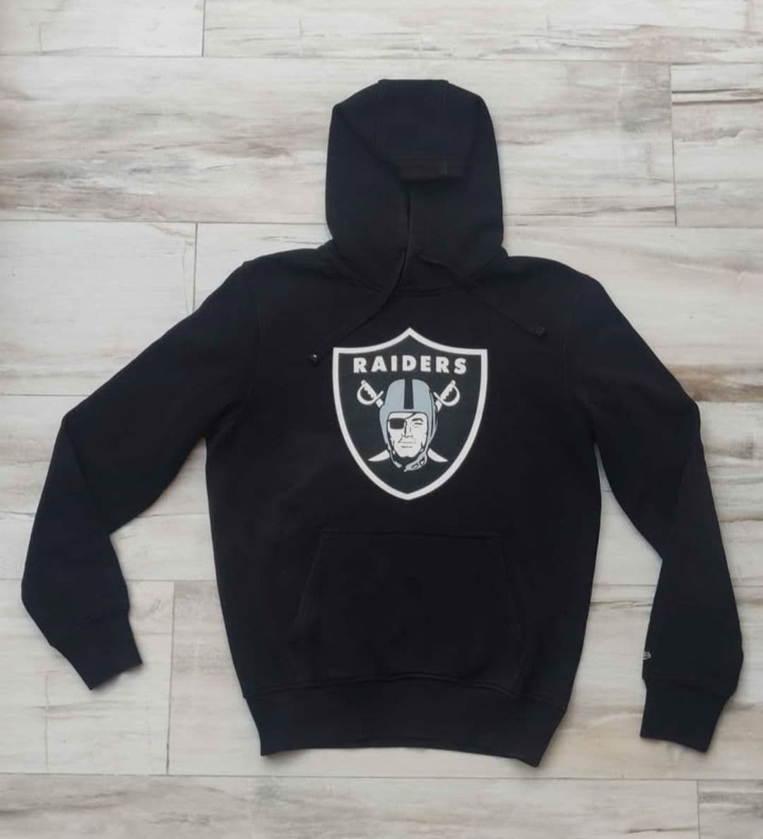New Era NFL Oakland Raiders Team Logo Hoodie Size - Medium