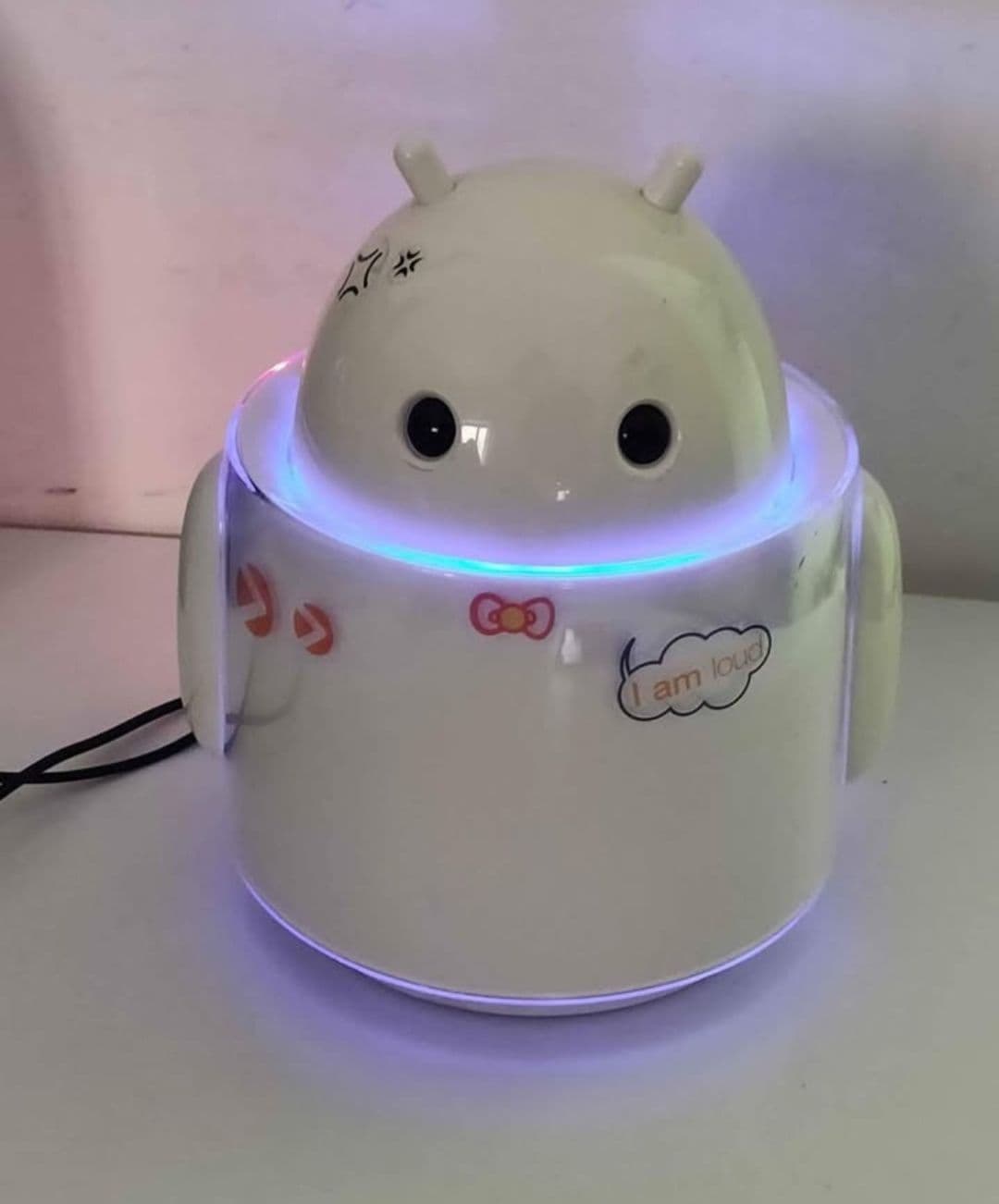 Andrew Alien Robot MP3 Player with SD Card Connection and 2 x 20w Power Active Speakers - 18cm High